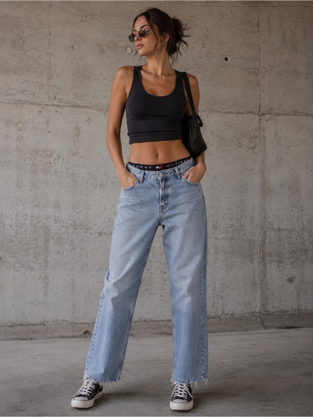 Vintage Y2K Tommy Hilfiger Light Wash Straight Leg Denim Jeans Distressed Hem